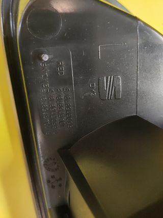 PILOTO TRASERO IZQUIERDO PORTON SEAT IBIZA 6L