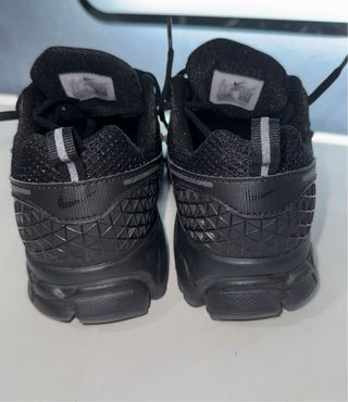 Zapatillas Nike Vomero 5 Negras