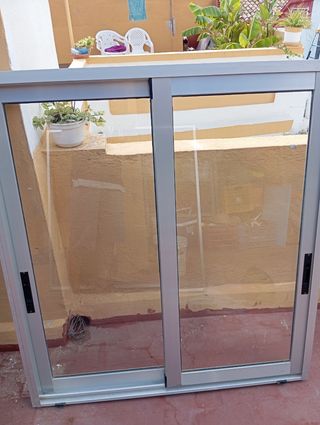 Ventana corredera de aluminio