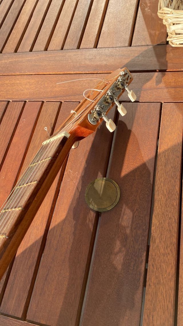 Guitarra Clásica F Fernandez modelo C26