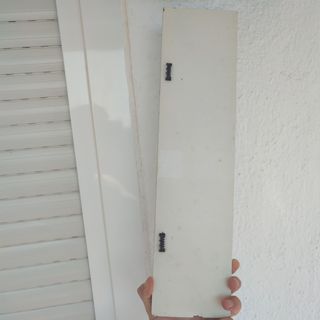 Perchero de madera multicolor