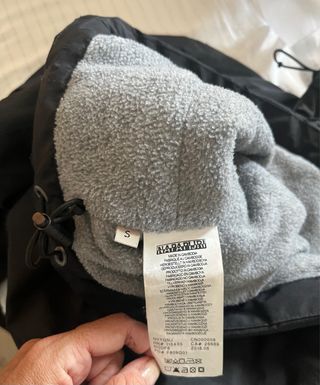 Anorak Napapijri Negro con Capucha