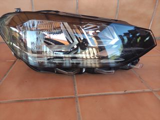 Faro Delantero Derecho VW Golf Sportvan