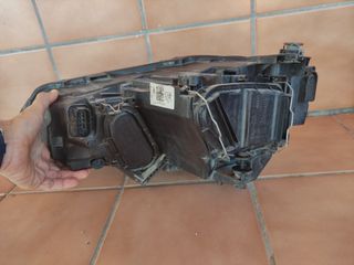 Faro Delantero Derecho VW Golf Sportvan