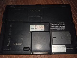 Ordenador portátil Asus negro no fonciona 