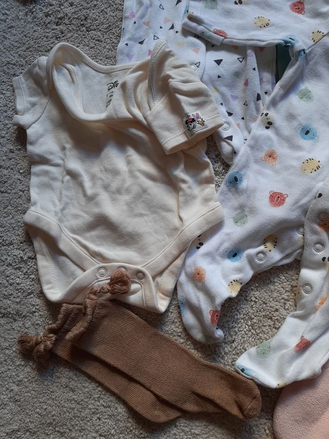 Lote +0m niña pijamas, bodies,