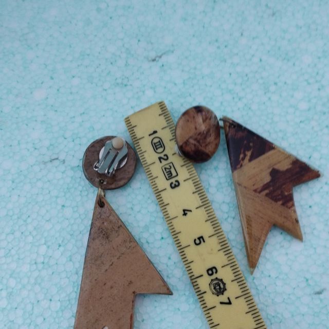 Orecchini in legno con clips