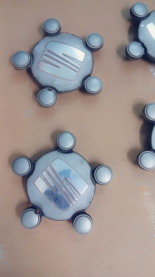 Tapacubos SEAT León Toledo