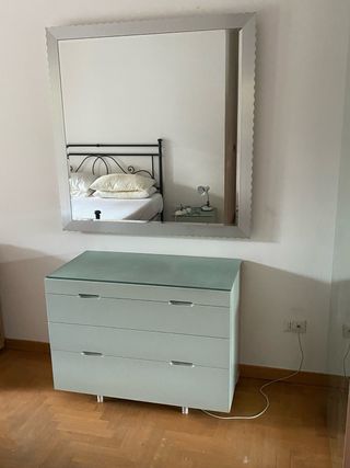 armadio comodini cassettiera specchio