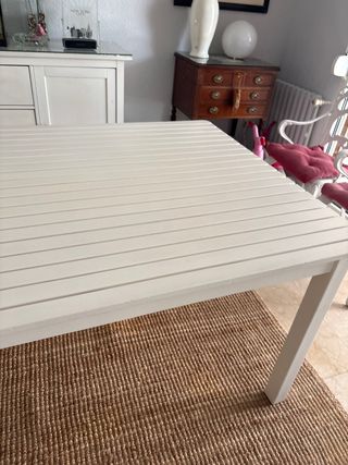 conjunto mesa y 6 Sillas + 1 de regalo  Ikea