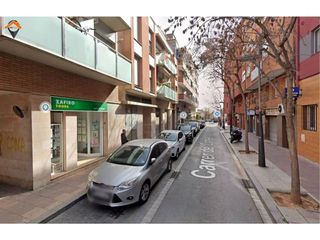 Local comercial en venta en Centre - Eixample – Can Llobet – Can Serra en Barbera del Vallès