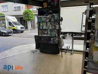 Local comercial en venta en La Plana en Esplugues de Llobregat
