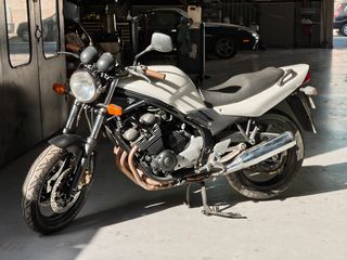 Yamaha XJ600N 2002
