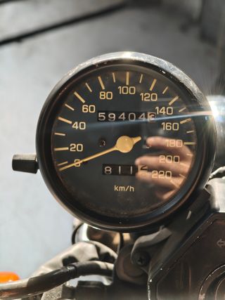 Yamaha XJ600N 2002