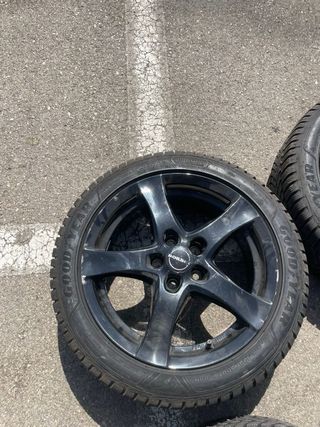 Juego llantas Borbet 16” con neumáticos Goodyear