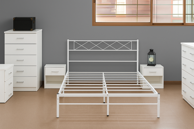 Letto matrimoniale + 2 tavolini