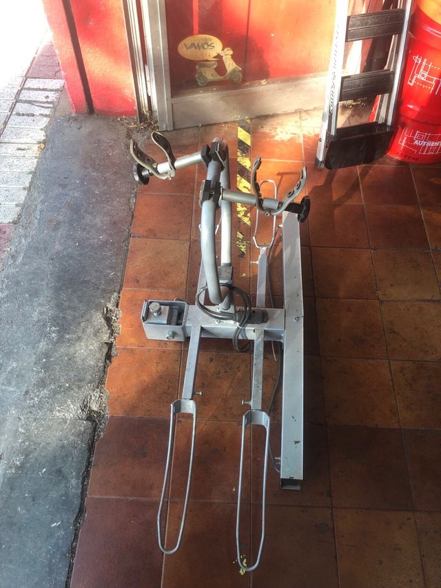 Portabicicletas bola remolque