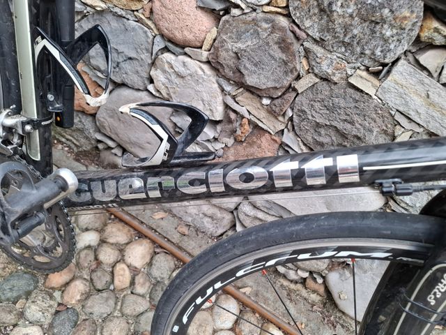 Bicicletta da corsa in Carbonio con Ruote Fulcrum 