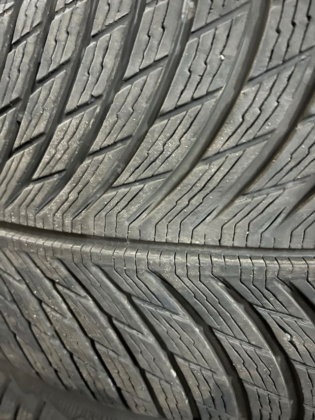 2 Cubiertas 245/40-19 Alpin 1 Temporada