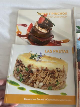 Biblioteca de cocinas y cocineros del mediterráneo