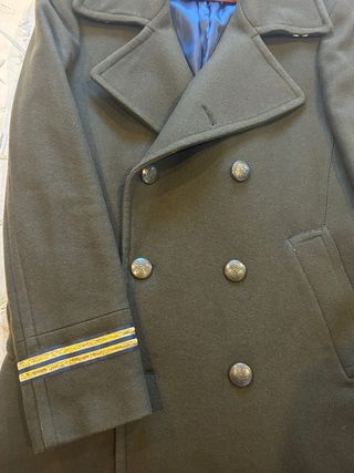 Abrigo Militar Verde Oliva