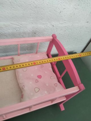 Cuna Mecedora Rosa para Muñecas
