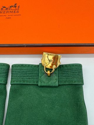 Guantes Hermes Verdes con Hebilla Dorada