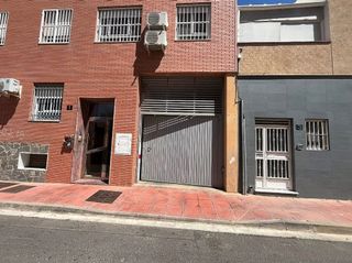 Garaje en venta en San Luis en Almería