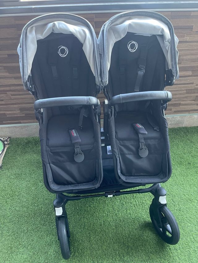 Bugaboo Donkey 5 Gemelar Completo + Accesorios