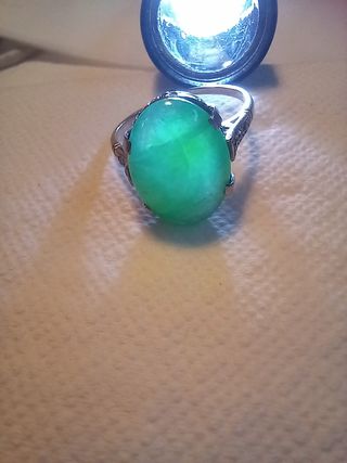 Anillo de Jadeita Imperial