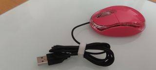 Ratón óptico rosa USB
