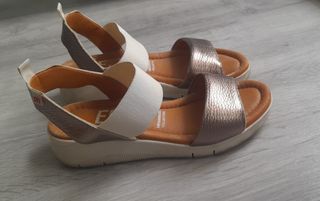 Sandalias Pepe Menargues Oro y Blanco