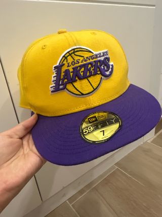 Gorra New Era Lakers Morado/Amarillo Talla 7