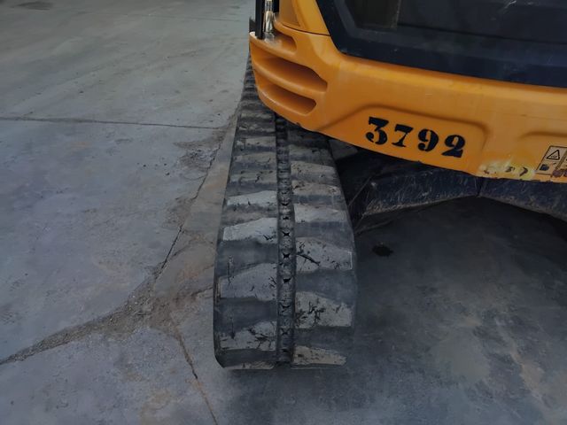 Miniexcavadora JCB 85Z