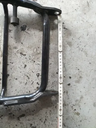 Caballete central SYM Maxsym 400/600