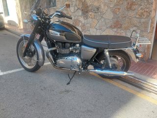 Triumph Bonneville T100