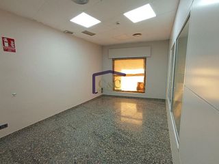 Local comercial en venta en Manzanares
