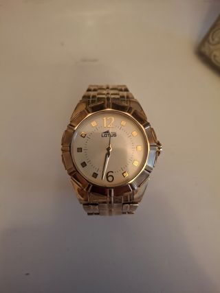 Reloj Lotus Dorado Mujer