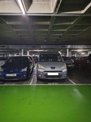 Garaje en venta en Can Vidalet en Esplugues de Llobregat