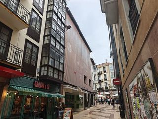 Edificio en venta en Centro en Torrelavega