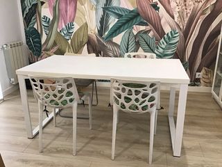 Mesa Blanca Comedor o Despacho
