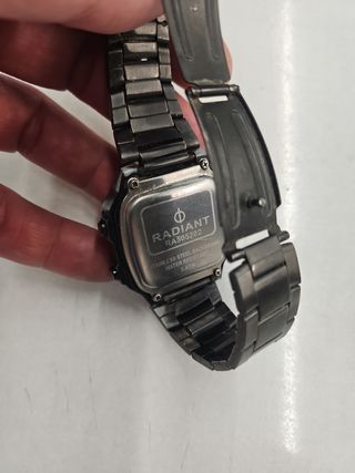 Reloj Radiant estilo Casio Vintage