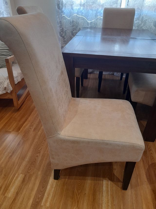 Mesa comedor Banak y 6 sillas