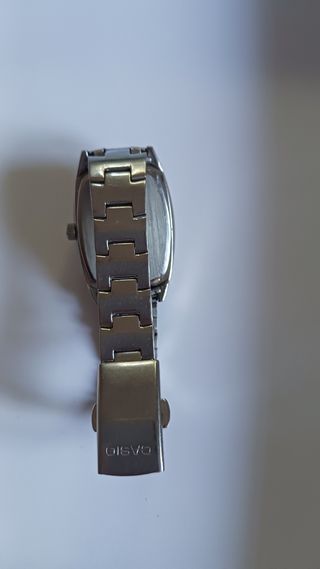 Reloj Casio Mujer Esfera Roja Acero LTP-1208D