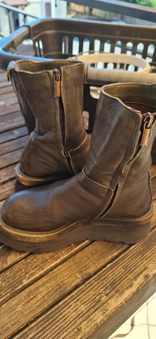 Stivali in pelle verde oliva