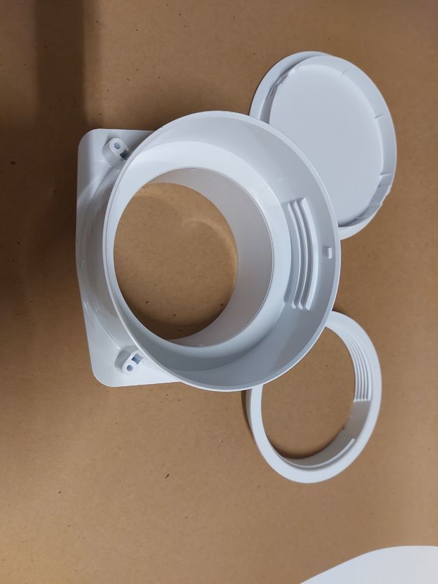 Raccordo a muro per tubo flessibile condizionatore