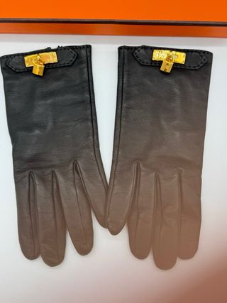 Guantes de Piel Hermes Negros con Logo Dorado