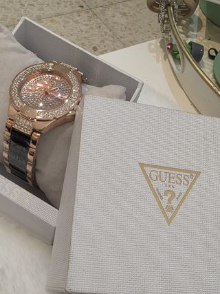 Reloj Guess Brillantes Dorado y Negro