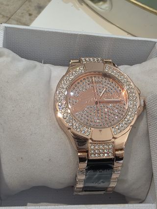 Reloj Guess Brillantes Dorado y Negro