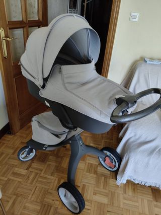 Carrito Stokke gris